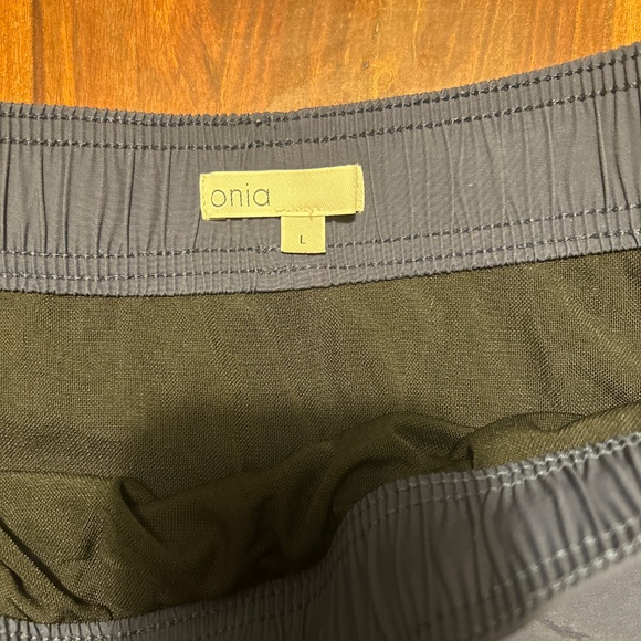 Onia Charles Swim Trunks 5 Inches Navy - Picture 2 of 7